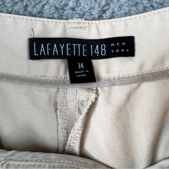 Lafayette 148 Khaki Shorts *FLAWS* Size 14 - Picture 5 of 10
